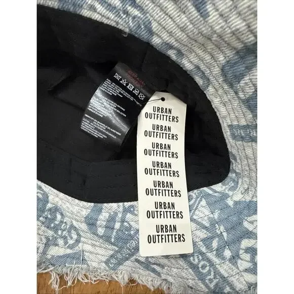 Urban Outfitters UFO Patched Newspaper Bucket Hat NWT Sold Out Online - Picture 4 of 6